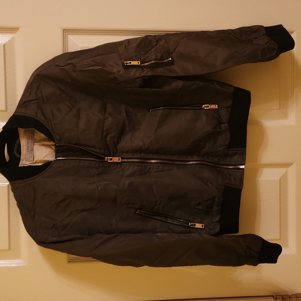 Bomber jacket